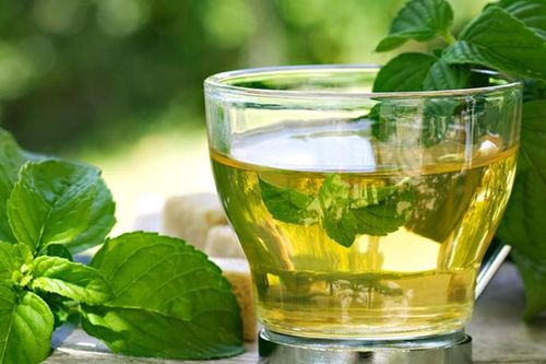 9 loại trà tốt nhất giảm đau bụng kinh