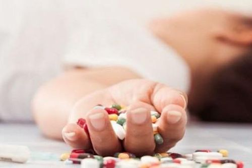 Bị gia đình mắng, thanh niên uống thuốc ngủ để tự tử
