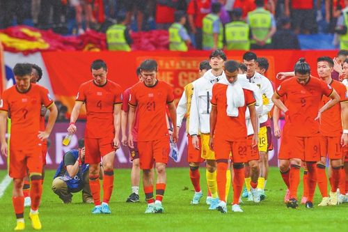 Giấc mơ World Cup của Trung Quốc tan vỡ dần