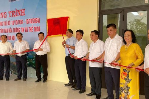 Huyện Thường Tín gắn biển công trình Nhà truyền thống Thư viện huyện