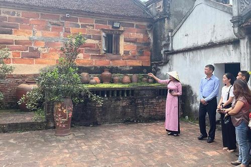 Định vị thương hiệu du lịch Bắc Giang