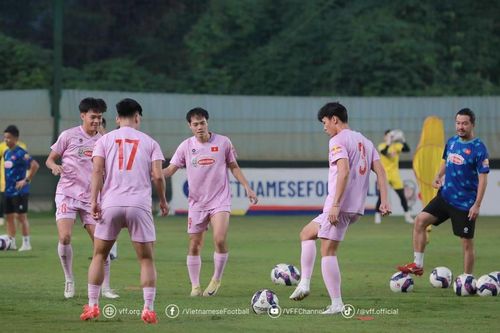 Việt Nam vs Ấn Độ, 18 giờ 00 chiều nay: Giải hạn được không?