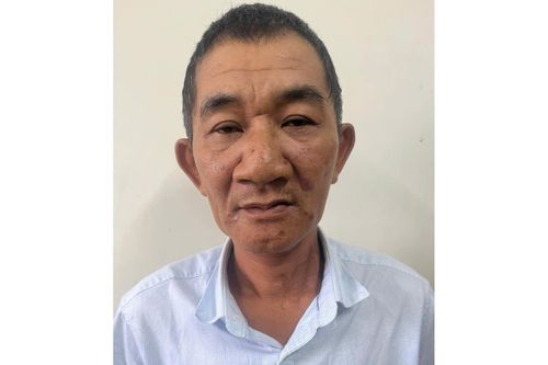 Đầu thú sau 5 năm trốn nã