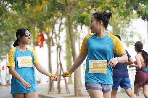 300 vận động viên khiếm thị tham gia Giải chạy Run For Love 2024