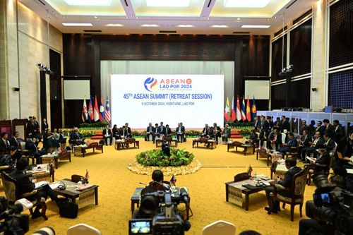 ASEAN tăng cường kết nối và tự cường