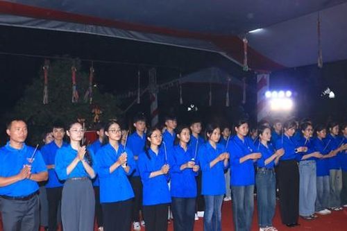 Xúc động lễ tưởng niệm các anh hùng liệt sỹ TNXP hy sinh tại Truông Bồn