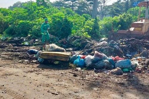 Xử lý núi rác 'khủng' trong Khu công nghiệp Tân Bình
