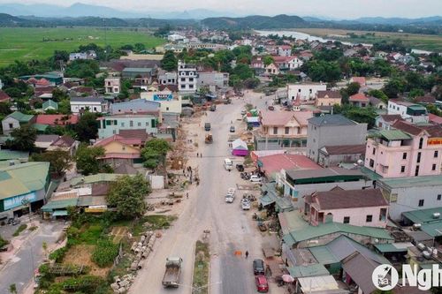 Tỉnh Nghệ An lập đoàn liên ngành kiểm tra, xử lý nghiêm các hành vi lấn chiếm hành lang an toàn giao thông tại 10 huyện, thị xã