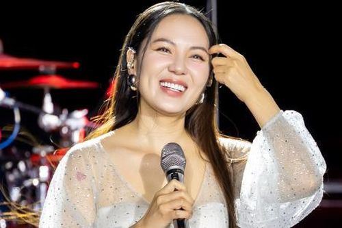 Bị khán giả 'chê' ngoại hình trên sân khấu, Phương Linh phản ứng ra sao?