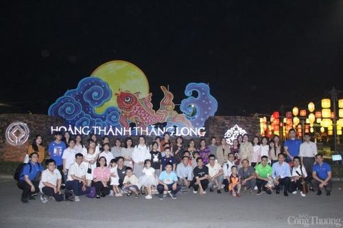 Đoàn Thanh niên Cục PVTM (Bộ Công Thương) cùng các Chi đoàn thanh niên 'giải mã' Hoàng Thành Thăng Long
