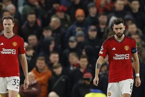 Alex Ferguson là nguyên nhân khiến M.U khủng hoảng?