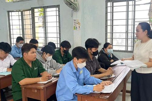 Nhiều giải pháp nâng cao chất lượng đào tạo hệ giáo dục thường xuyên