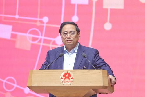 Chuyển đổi số là ưu tiên hàng đầu để phát triển nhanh và bền vững