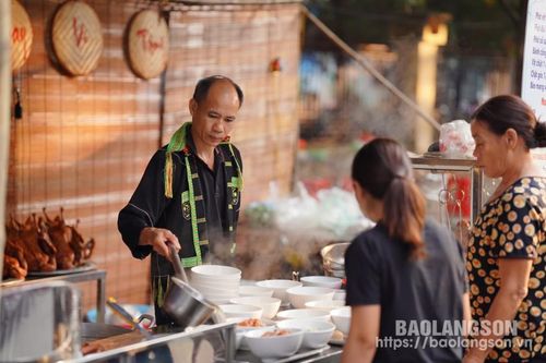 Hấp dẫn 'Festival Phở vịt Xứ Lạng' năm 2024
