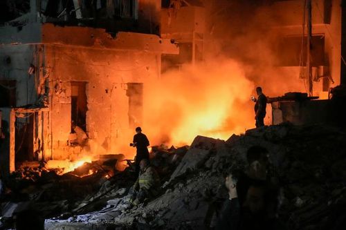 Quốc tế nổi bật: Israel không kích bất thường vào Beirut