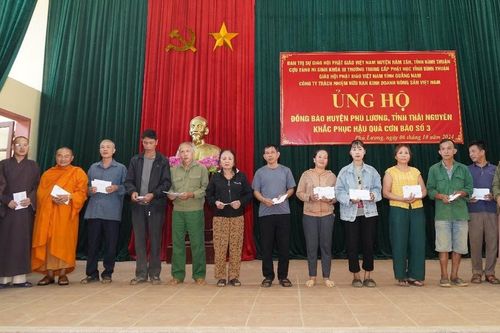 Phật giáo tỉnh Quảng Nam hỗ trợ gần 500 triệu đồng đến đồng bào tỉnh Thái Nguyên