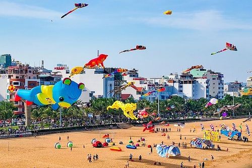 Ngành Du lịch Bình Định đón hơn 8 triệu lượt khách trong 9 tháng
