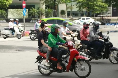 Lái xe công nghệ vi phạm luật giao thông