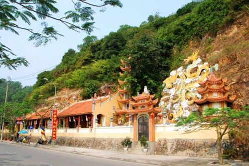 Đồ Sơn hay Cửa Sót?