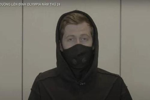 Chung kết Olympia 24: 'Anh Lăng đi bộ' Alan Walker đặt câu hỏi cho các điểm cầu