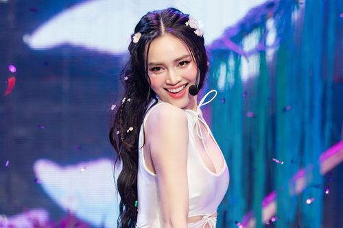 Ninh Dương Lan Ngọc tái xuất