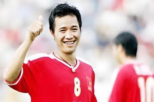 Kỳ thi tuyển gắt gao vào Thể Công của Hồng Sơn năm 10 tuổi