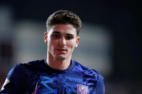Atletico đang sai với Julian Alvarez