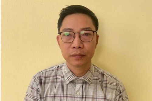Khởi tố đối tượng giả danh công an, lừa đảo qua ứng dụng hẹn hò