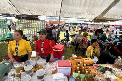Nghệ An: đặc sắc chợ phiên Mường Chiêm Ngam