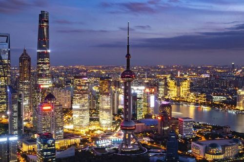 Trung Quốc cam kết triển khai các gói kích thích kinh tế quy mô lớn