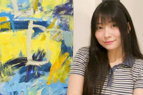 'Vũ điệu trừu tượng' đầy màu sắc của họa sĩ Lê Quỳnh Anh