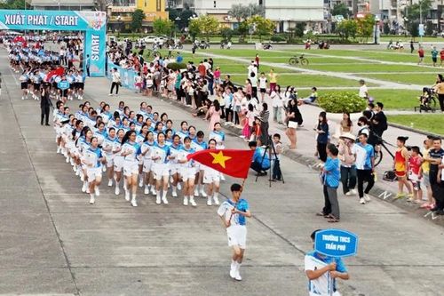 Hơn 3.000 vận động viên tham gia Giải chạy Báo Bắc Giang - Đất thiêng hội tụ
