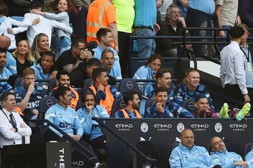 Sao bự Man City tranh thủ… nói xấu Pep Guardiola
