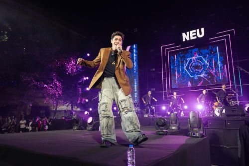 Noo Phước Thịnh 'bùng nổ' cùng sinh viên ĐH Kinh tế Quốc dân tại NEU Concert 2024