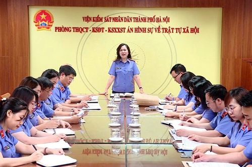 Tòa chấp nhận kháng nghị của Viện kiểm sát, tăng hình phạt tù đối với bị cáo