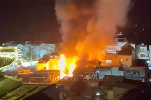 An Giang: Cháy hai căn nhà trong đêm khiến một người tử vong