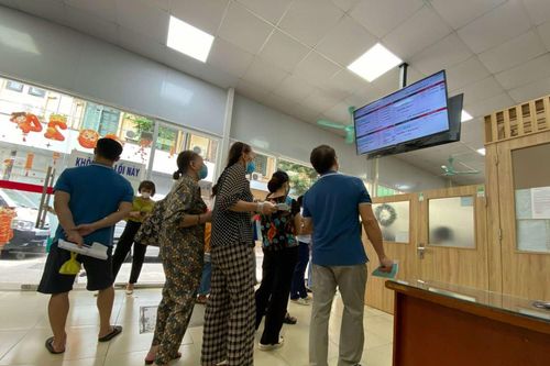 Người bệnh mãn tính 'ngóng' cấp thuốc dài ngày