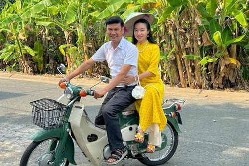 Nam diễn viên Việt sắp làm bố sau 2 năm cưới nữ khán giả kém 26 tuổi?