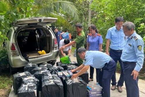 Cảnh báo nguy cơ bùng phát buôn lậu thuốc lá vào cuối năm