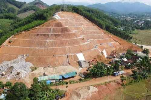 Quảng Ngãi: Cận cảnh dự án chống sạt lở núi Van Cà Vãi