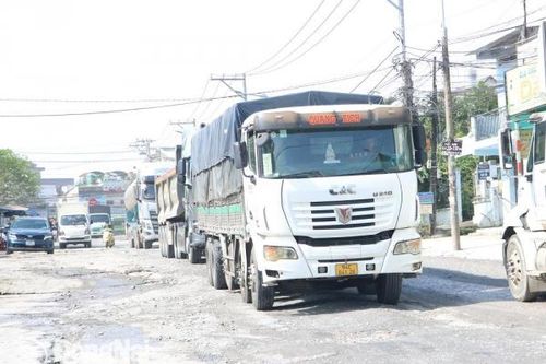 Từ ngày 21-10, Đồng Nai cấm xe trên 5 tấn lưu thông từ 6h-20h trên đường Hoàng Văn Bổn sau chỉ đạo 'nóng' của Phó bí thư Tỉnh ủy