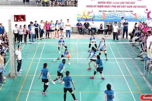 Mộc Châu tổ chức Giải bóng chuyền hơi chào mừng 94 năm Ngày thành lập Hội LHPN Việt Nam
