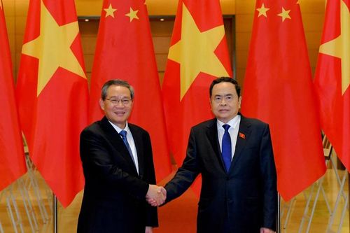 Việt Nam kiên định củng cố và phát triển quan hệ hợp tác, hữu nghị với Trung Quốc