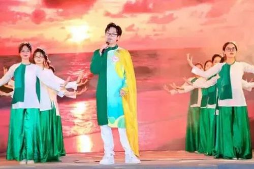 75 thí sinh tham gia 'Giọng hát Tây Hồ'