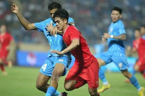 Giao hữu bóng đá quốc tế: Việt Nam hòa Ấn Độ 1-1