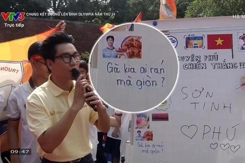 Chung kết Olympia 24: Công Phượng bị réo tên vì tấm biển tại điểm cầu Hà Nội