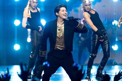 Noo Phước Thịnh đốt cháy sân khấu chung kết 'Anh trai vượt ngàn chông gai'
