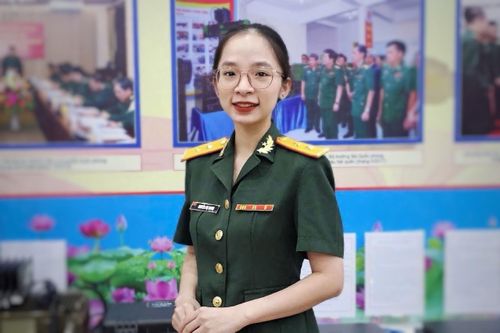 Nữ sinh là thủ khoa kép Học viện Quân y sau gần 7 năm học