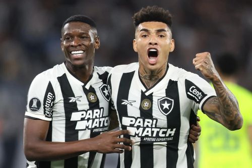 Brazil đi về đâu khi loại bỏ Vinicius, Ederson?