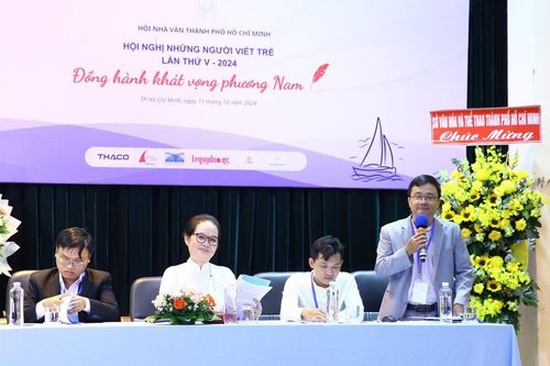 Văn chương trẻ thêm một thế hệ rời vạch xuất phát